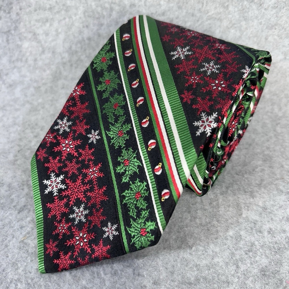Hallmark Holiday Traditions Christmas Tie Snowflakes Holly Ornaments Mens